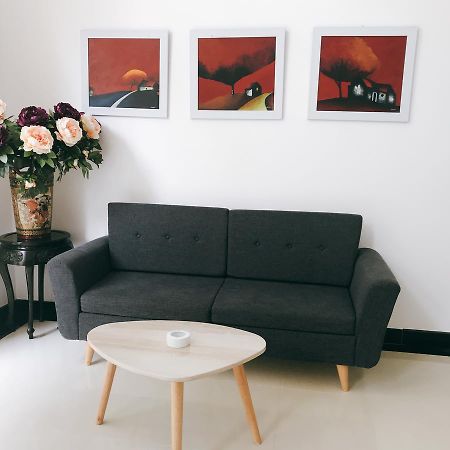 Crown Apartment Хошимин Екстериор снимка