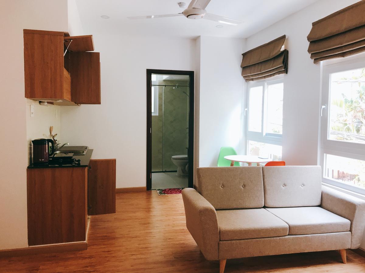 Crown Apartment Хошимин Екстериор снимка