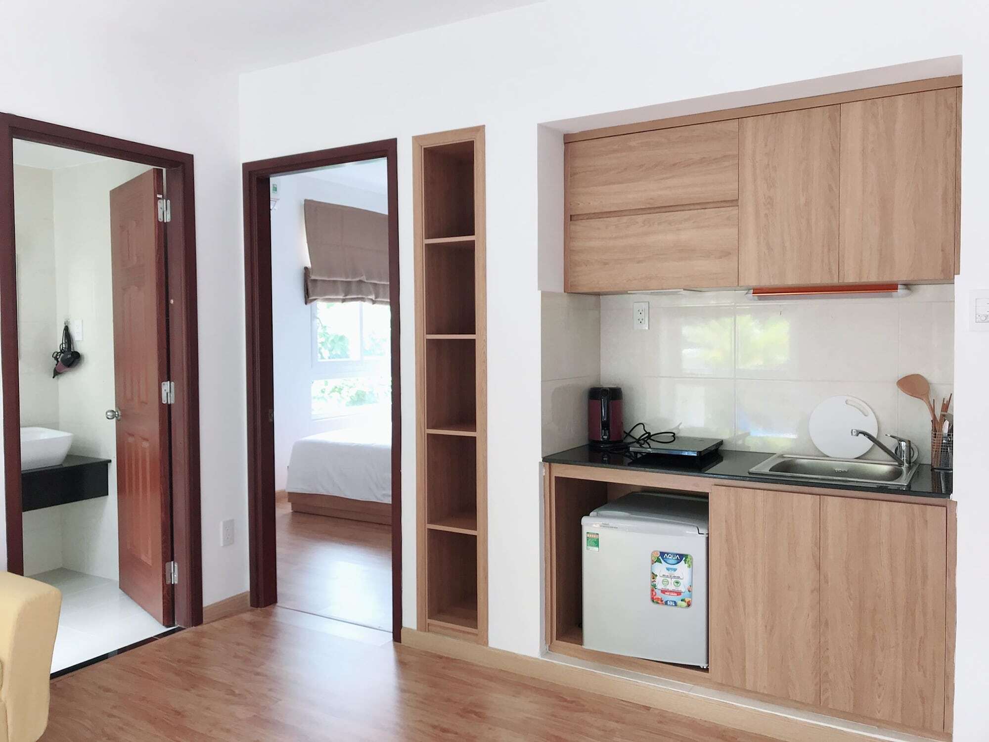 Crown Apartment Хошимин Екстериор снимка